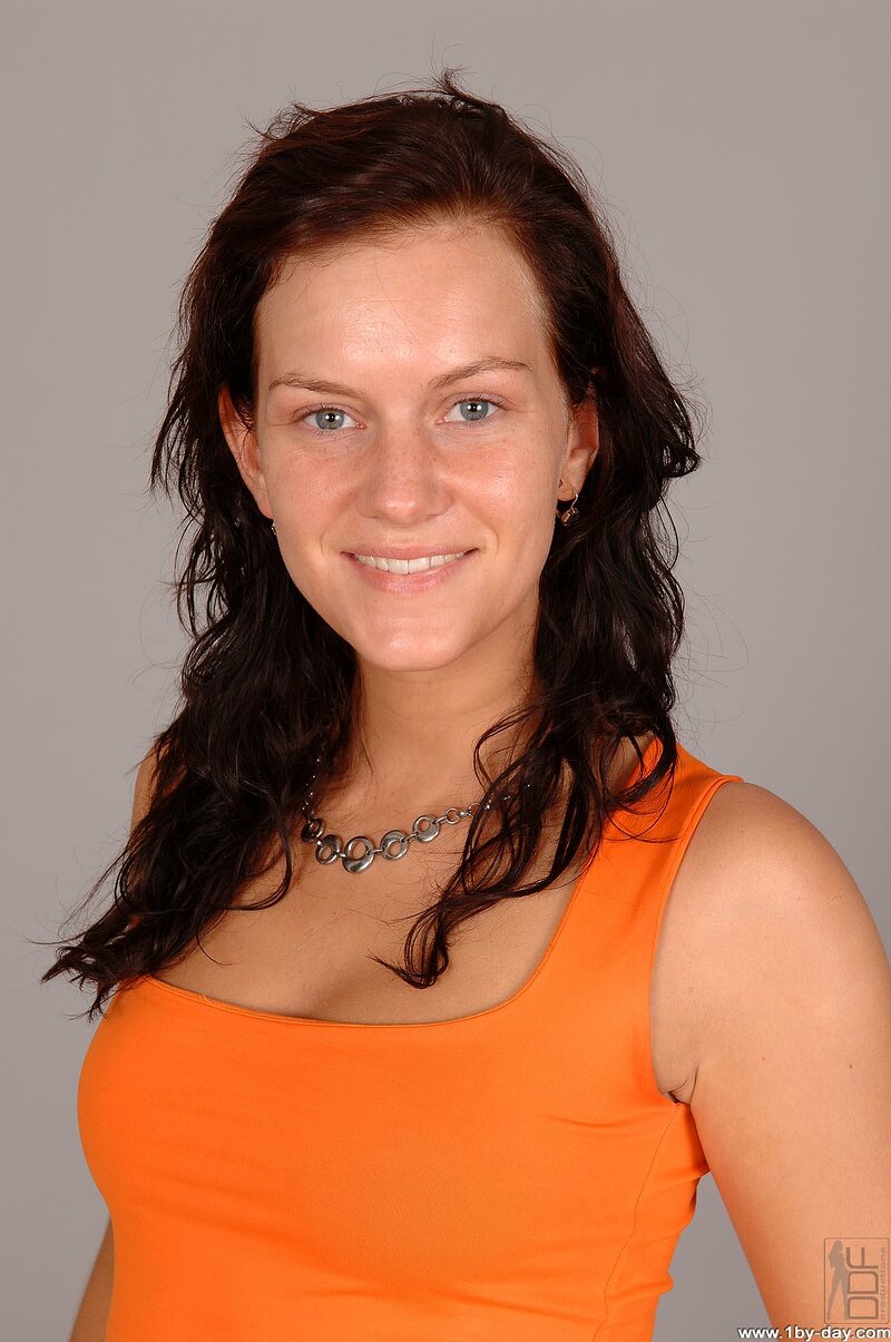 Любка, 23